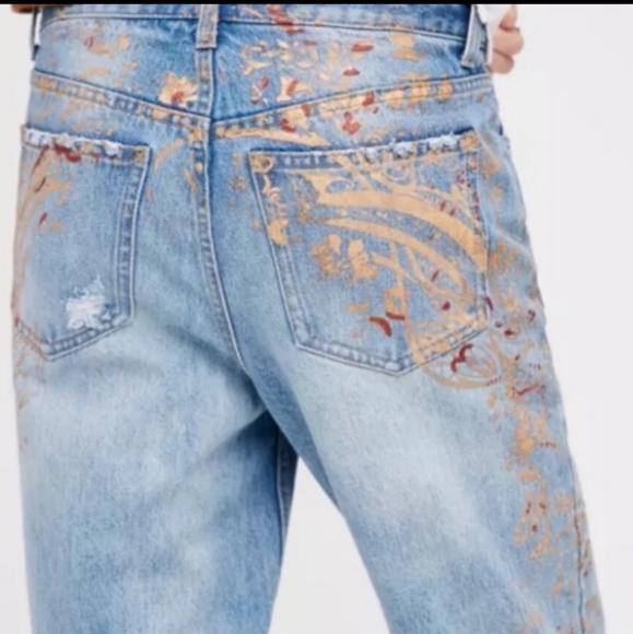 Free People Distressed High-Rise Slim-Leg Jeans w/Metallic Stencil Design Sz 26 - Picture 2 of 5